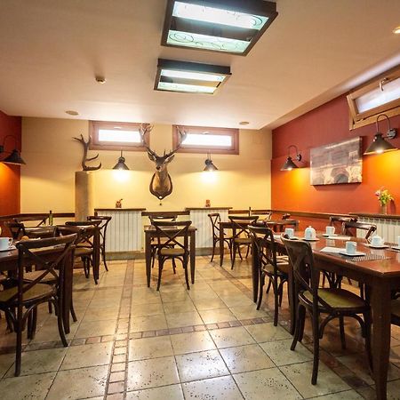 Hostal Los Canteros Golmayo エクステリア 写真